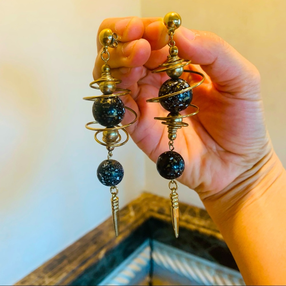 Vintage dangling earrings